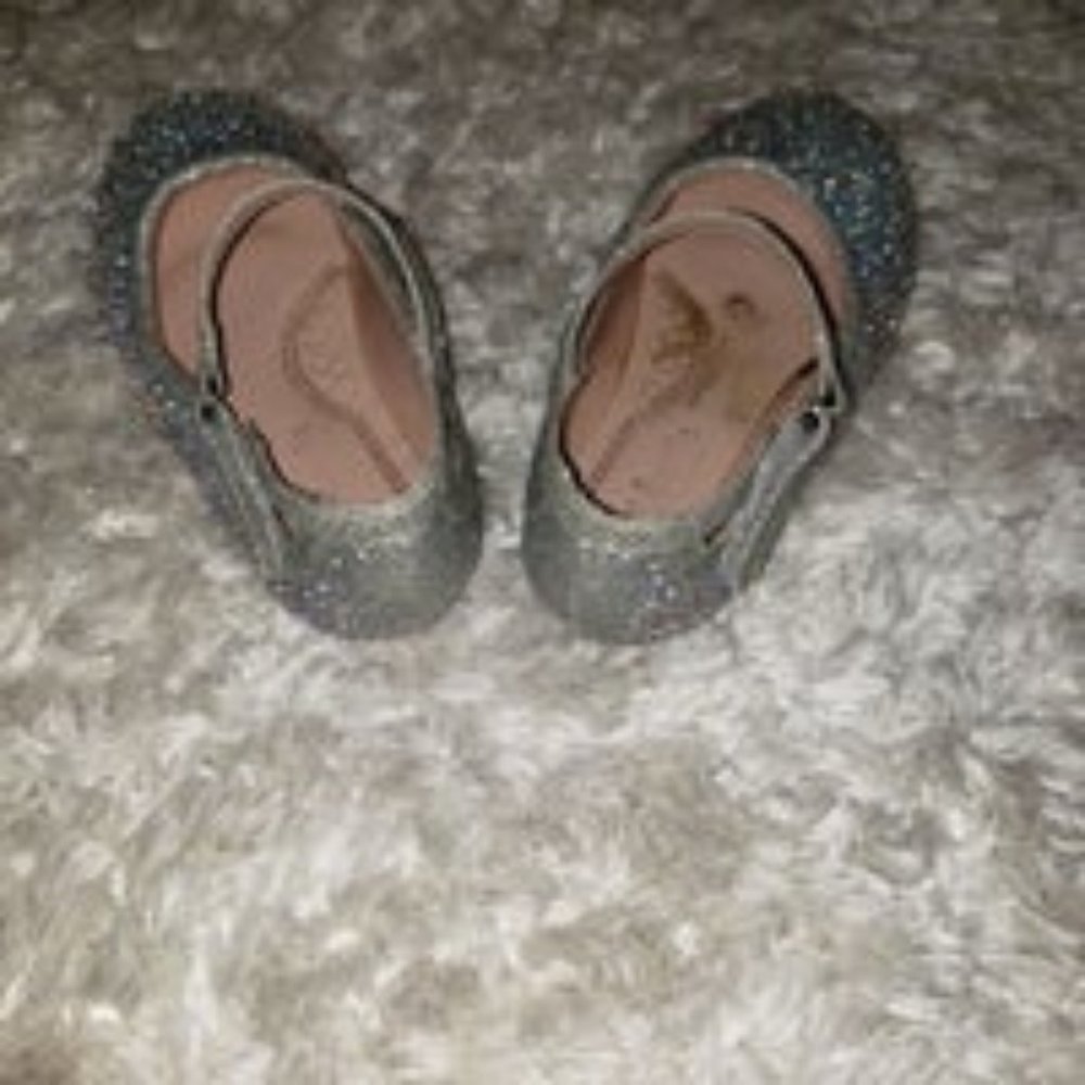 Sparkly irridescent dress shoes toddler size 8